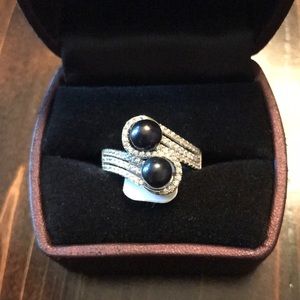 Fifth Avenue with Peacock Black Pearls NEW